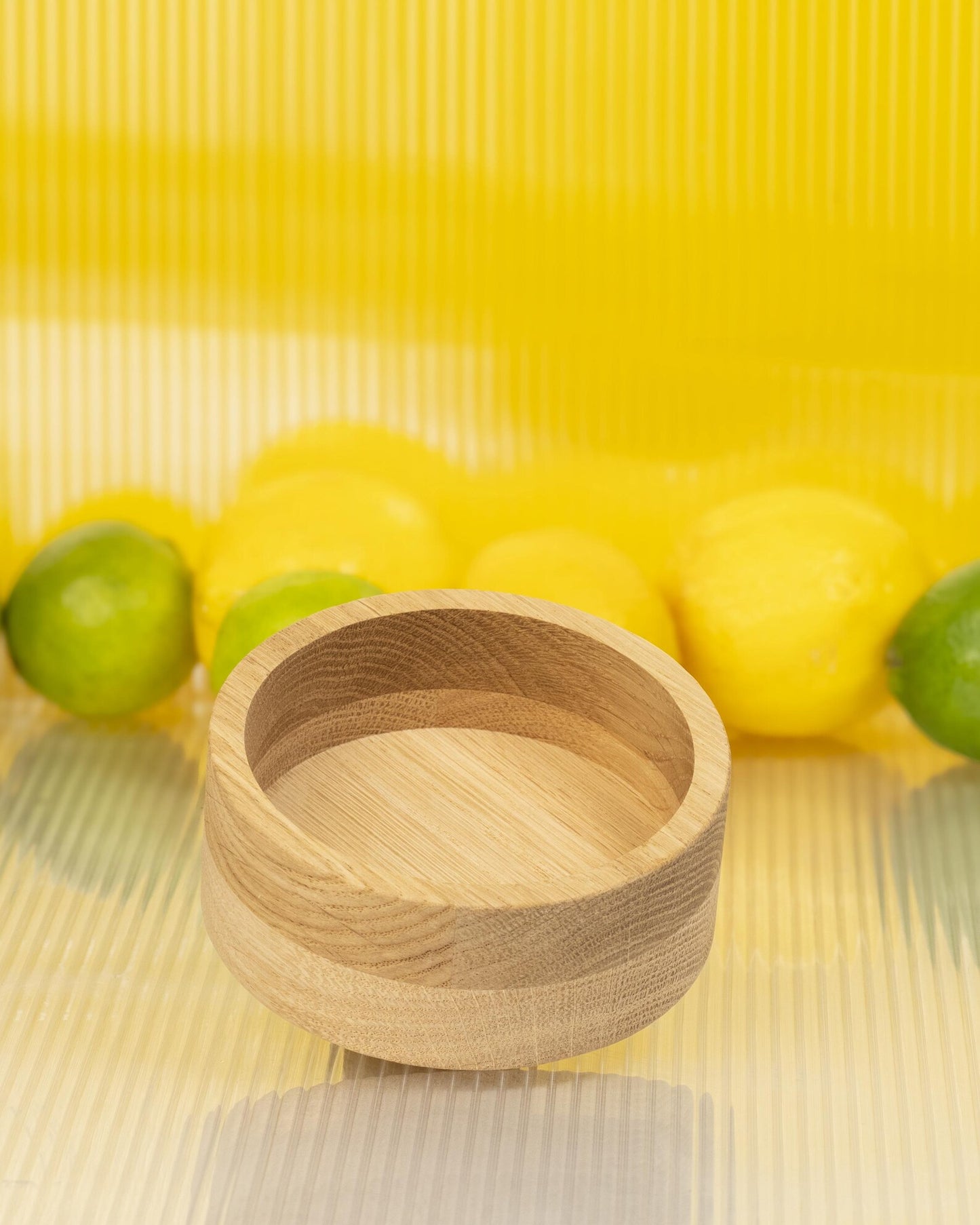 LEMONEASY PLUS MIT BIO-ZITRONENÖL & EICHENHOLZ SCHALE